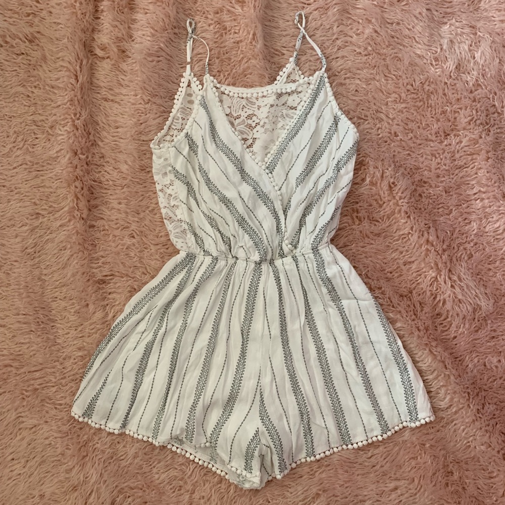 White Romper Perfect for Summer ☀️